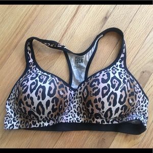 Victoria’s Secret Sports Bra Leopard